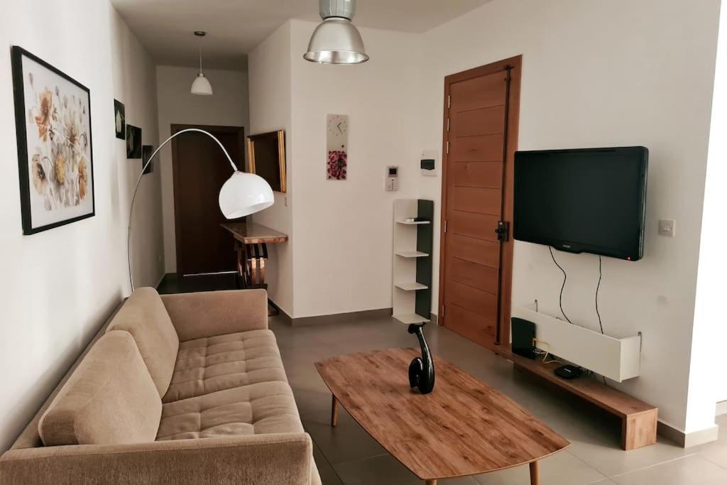 Cozy Inside.City & Beach Outside Apartamento Sliema Exterior foto